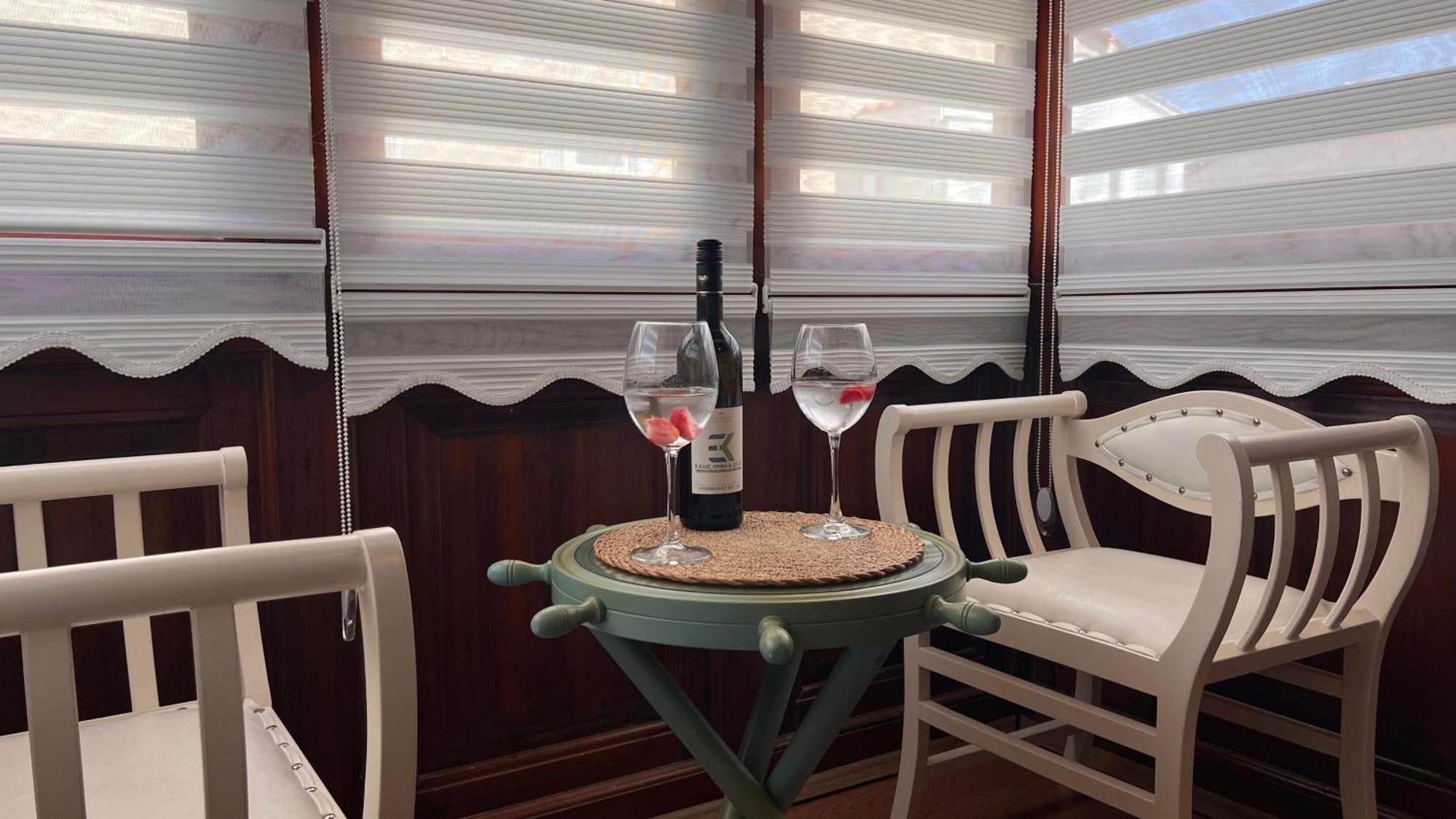 Elin Otel Alacati Кешме Экстерьер фото