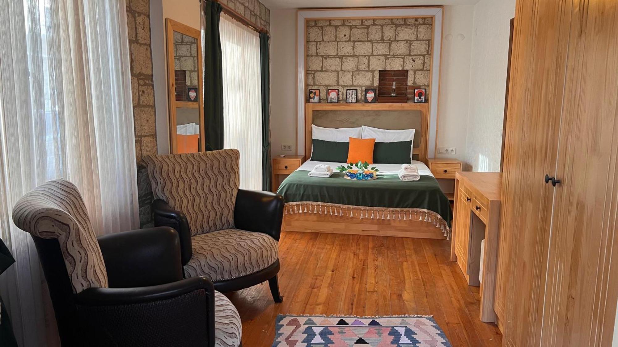Elin Otel Alacati Кешме Экстерьер фото