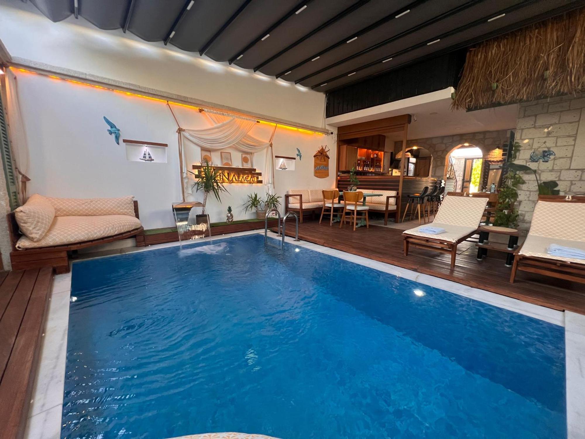 Elin Otel Alacati Кешме Экстерьер фото